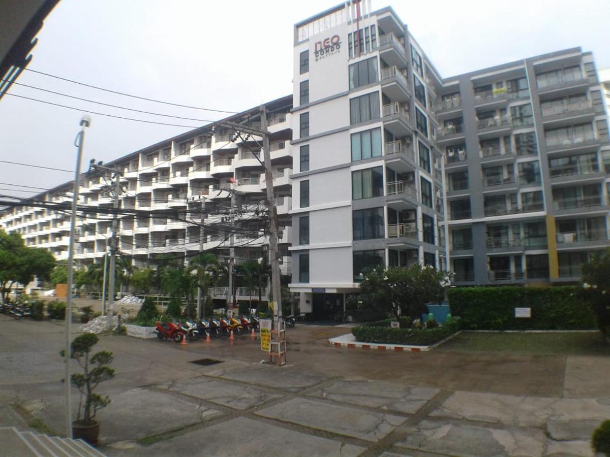 Neo Condo อพาร์ตเมนต์สองห้องนอน Pattaya Luaran gambar